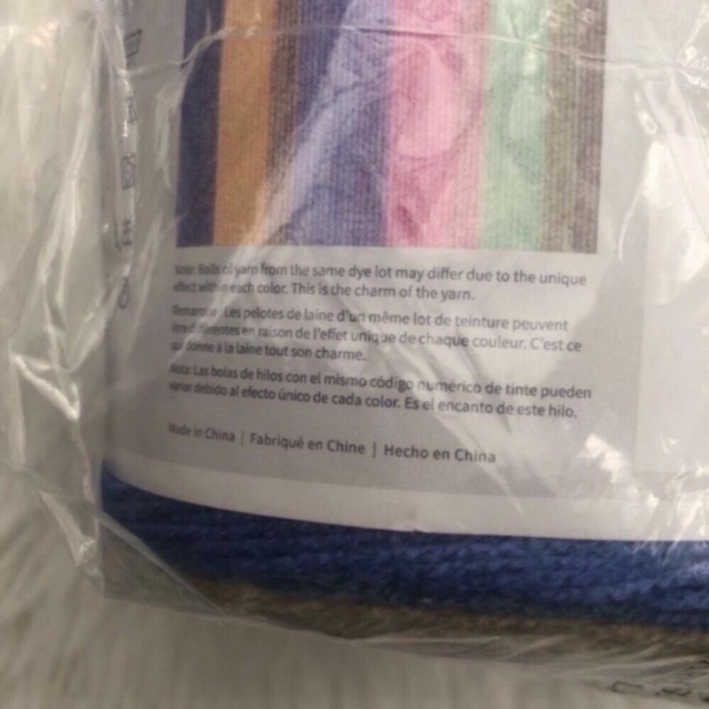 NWT Lion Brand Cupcake Yarn Skeins Flower Patch - Picture 6 of 7